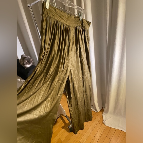 Unique and beautiful pants from Simon worn ONCE icône - Picture 1 of 4